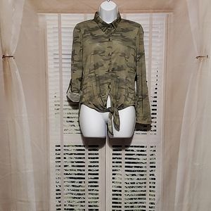 Polly & Esther Project 28 camouflage top